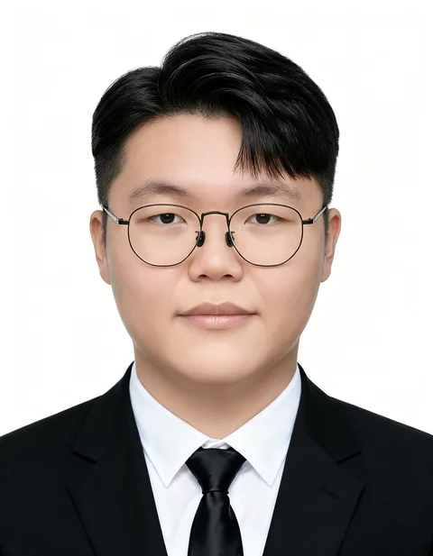 20대 남성 고객의 인핸즈 AI 증명사진 제작 결과 (2번째 사진)