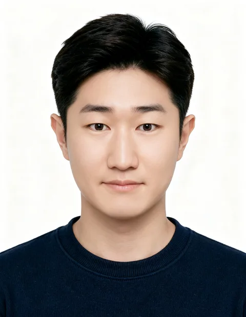 20대 남성 고객의 인핸즈 AI 증명사진 제작 결과 (4번째 사진)